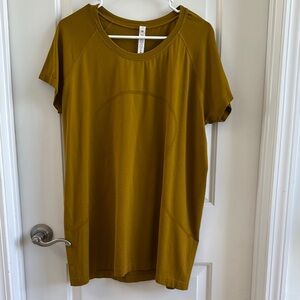 Lululemon swiftly tech short sleeve 2.0 color gold spice